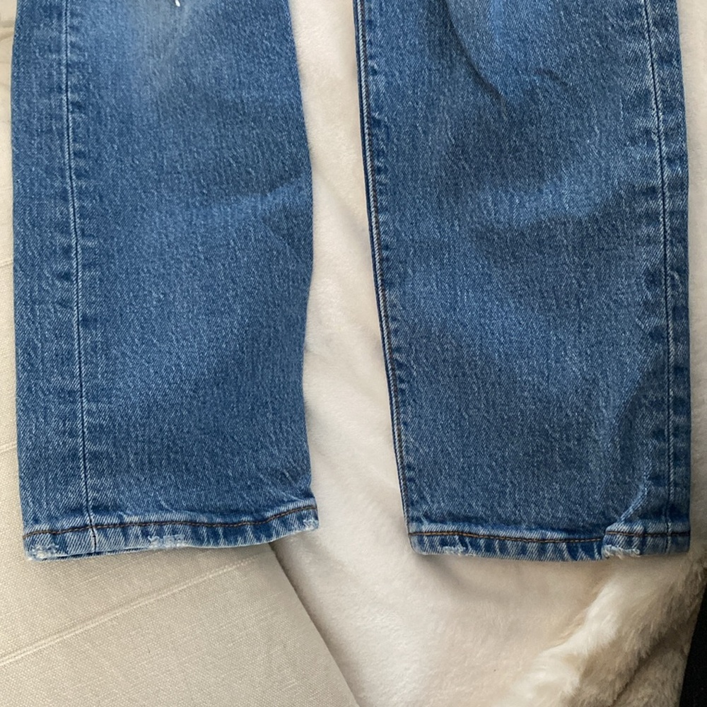 Levi’s Medium Wash 501 Wedgie Straight Fit Ripped Jeans - Picture 5 of 6